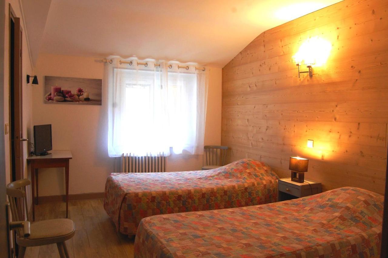 Chambres Avec Garage Motos Lanslebourg-Mont-Cenis Dış mekan fotoğraf